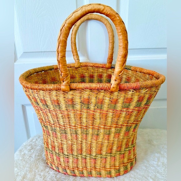 Vintage Handbags - Handmade African Sisal Straw Market Beach Bag Leather Straps 20”